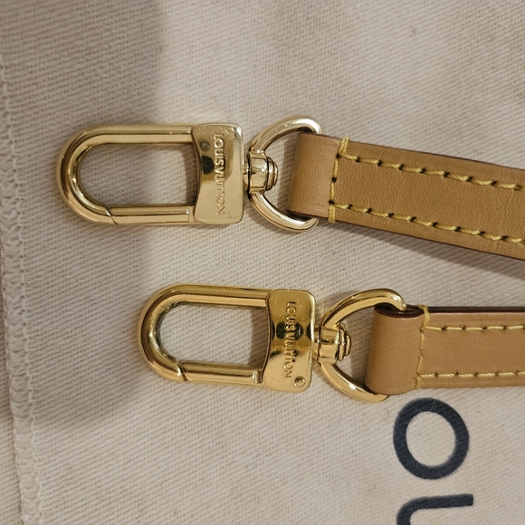 Louis Vuitton Speedy Nano - Picture 15 of 16